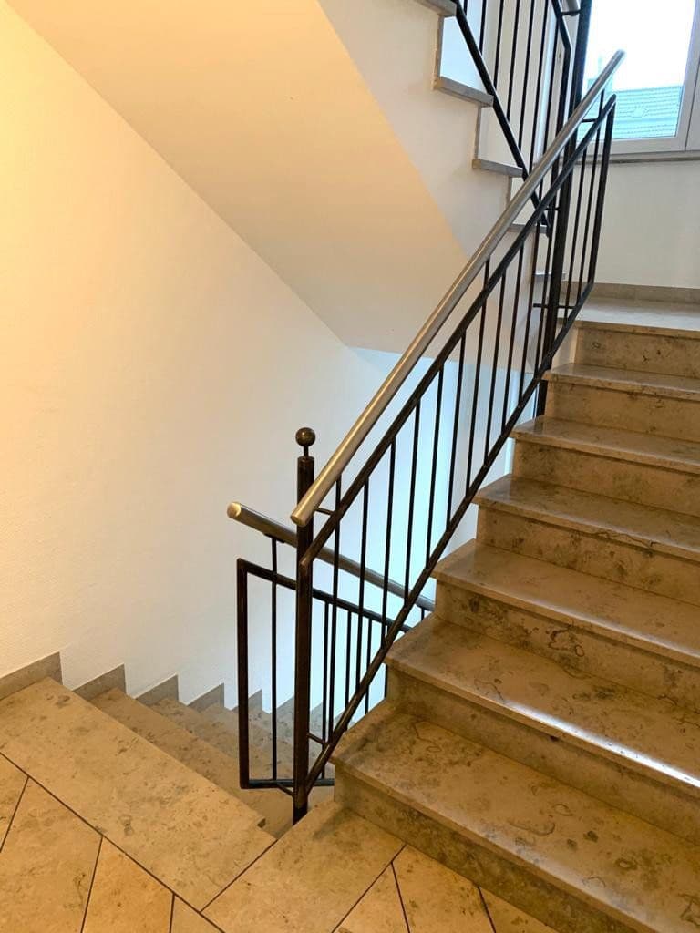 Pronájem bytu 3+1 85 m², Düsseldorf, Severní Porýní-Vestfálsko Pronájem bytu 3+1 85 m², Düsseldorf, Severní Porýní-Vestfálsko