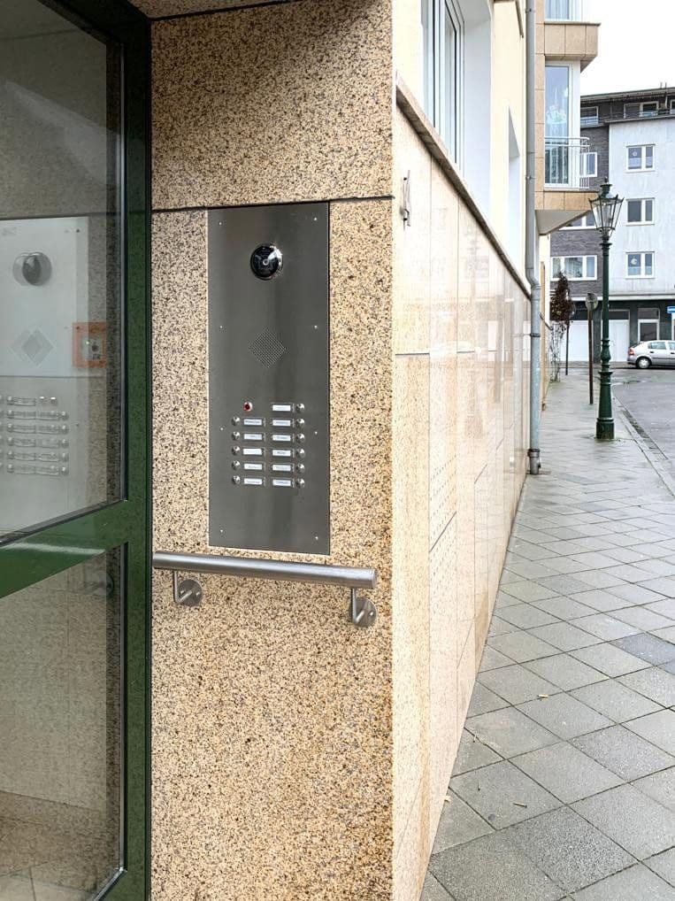 Pronájem bytu 3+1 85 m², Düsseldorf, Severní Porýní-Vestfálsko Pronájem bytu 3+1 85 m², Düsseldorf, Severní Porýní-Vestfálsko