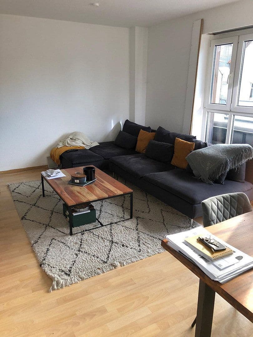 Pronájem bytu 3+1 73 m², Korntal-Münchingen, Bádensko-Württembersko Pronájem bytu 3+1 73 m², Korntal-Münchingen, Bádensko-Württembersko