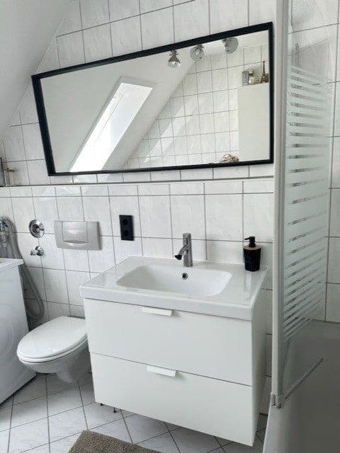Pronájem bytu 3+1 73 m², Korntal-Münchingen, Bádensko-Württembersko Pronájem bytu 3+1 73 m², Korntal-Münchingen, Bádensko-Württembersko