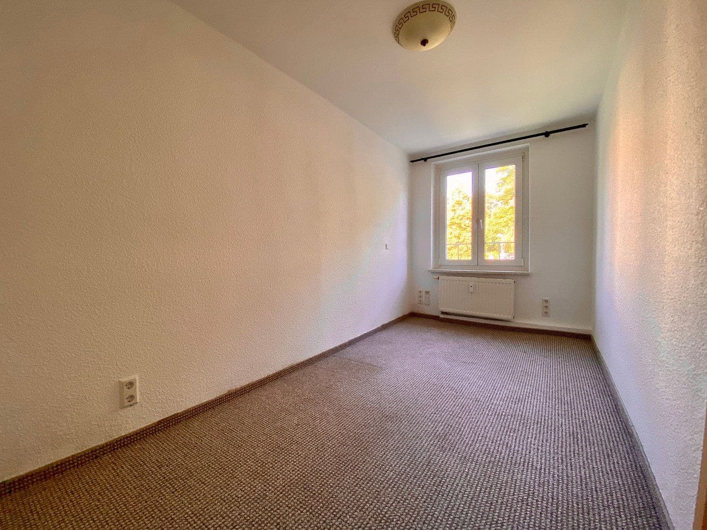 Pronájem bytu 3+1 60 m², Comeniusstraße 38, Chemnitz, Sasko Pronájem bytu 3+1 60 m², Comeniusstraße 38, Chemnitz, Sasko