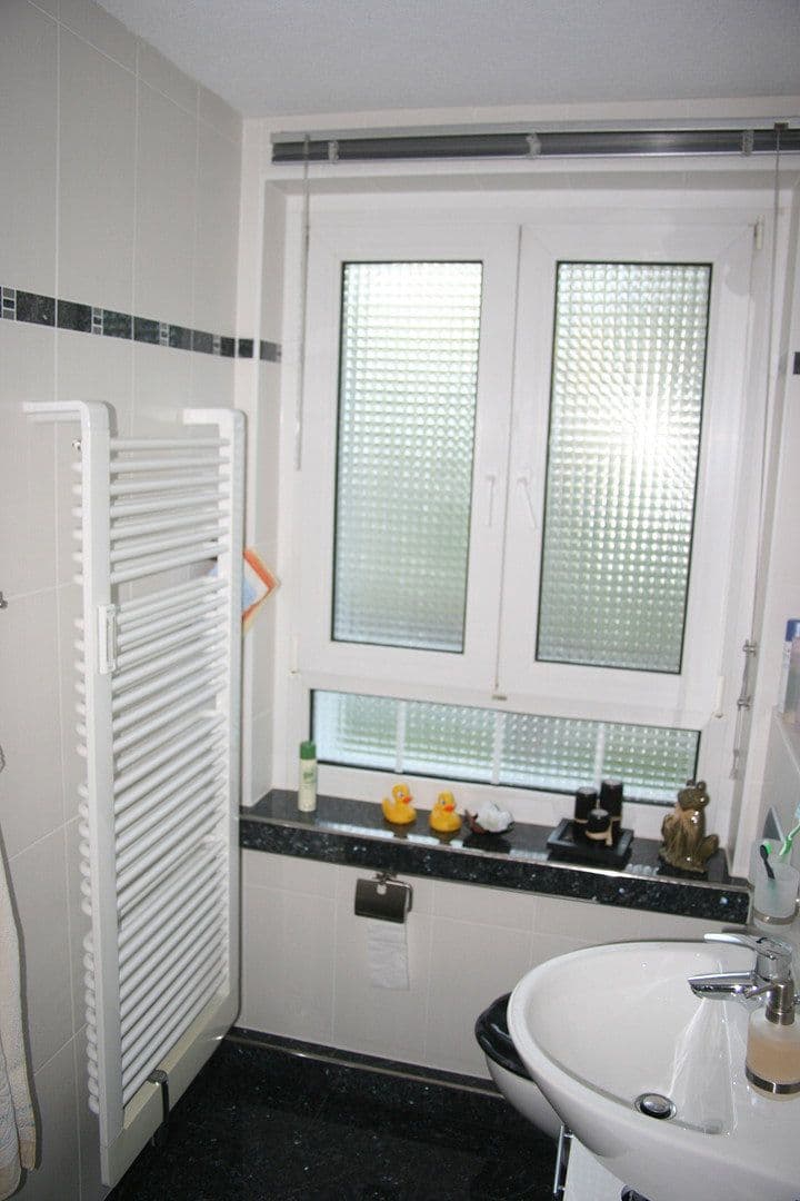 Pronájem bytu 3+1 60 m², Comeniusstraße 38, Chemnitz, Sasko Pronájem bytu 3+1 60 m², Comeniusstraße 38, Chemnitz, Sasko