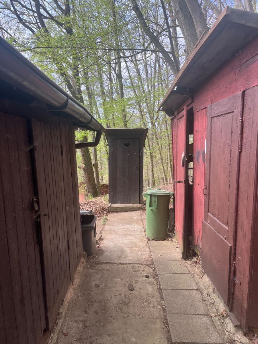 Prodej chaty, chalupy 20 m², pozemek 400 m², Kaliště, Středočeský kraj Prodej chaty, chalupy 20 m², pozemek 400 m², Kaliště, Středočeský kraj