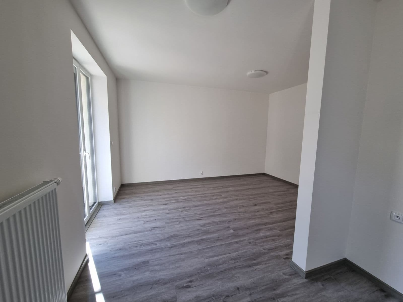 Pronájem bytu 1+kk 35 m², Prokopa Velikého, Český Brod, Středočeský kraj Pronájem bytu 1+kk 35 m², Prokopa Velikého, Český Brod, Středočeský kraj