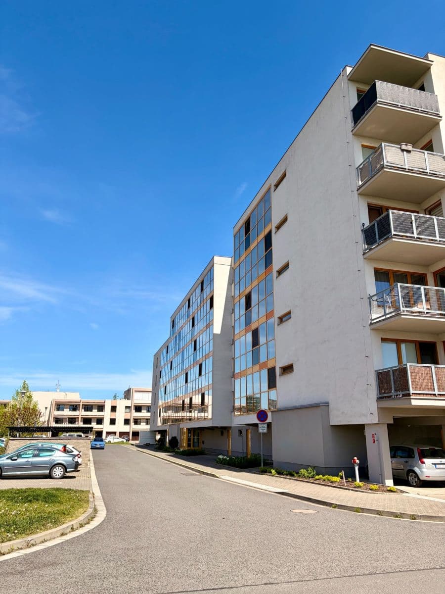 Prodej bytu 2+kk 62 m², Jana Hrubého, Pardubice, Pardubický kraj Prodej bytu 2+kk 62 m², Jana Hrubého, Pardubice, Pardubický kraj