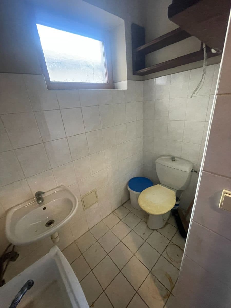 Pronájem nebytového prostoru 80 m², Smetanova, Lysá nad Labem, Středočeský kraj Pronájem nebytového prostoru 80 m², Smetanova, Lysá nad Labem, Středočeský kraj