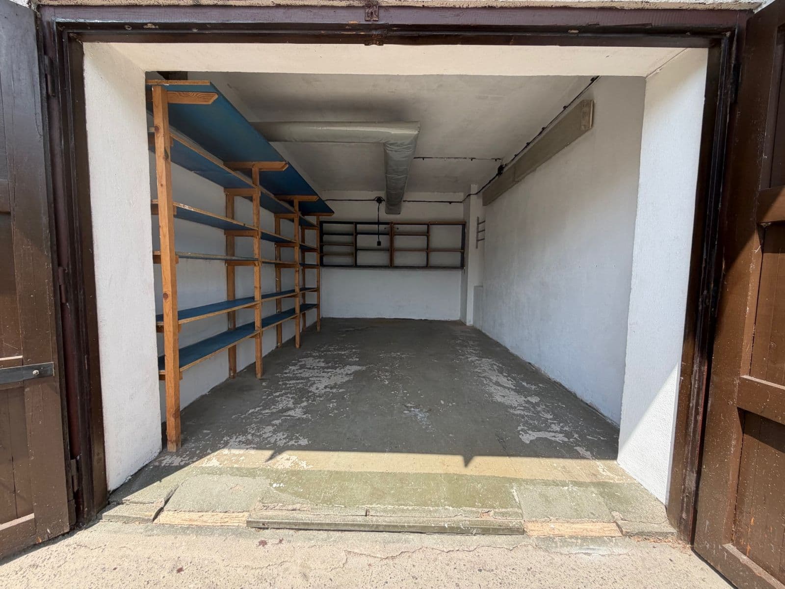 Prodej garáže 18 m², Pod Třebešínem, Praha, Praha Prodej garáže 18 m², Pod Třebešínem, Praha, Praha