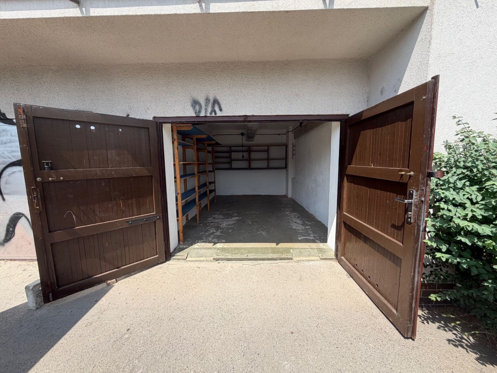 Prodej garáže 18 m², Pod Třebešínem, Praha, Praha Prodej garáže 18 m², Pod Třebešínem, Praha, Praha