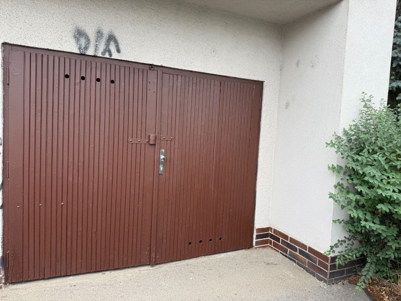 Prodej garáže 18 m², Pod Třebešínem, Praha, Praha Prodej garáže 18 m², Pod Třebešínem, Praha, Praha