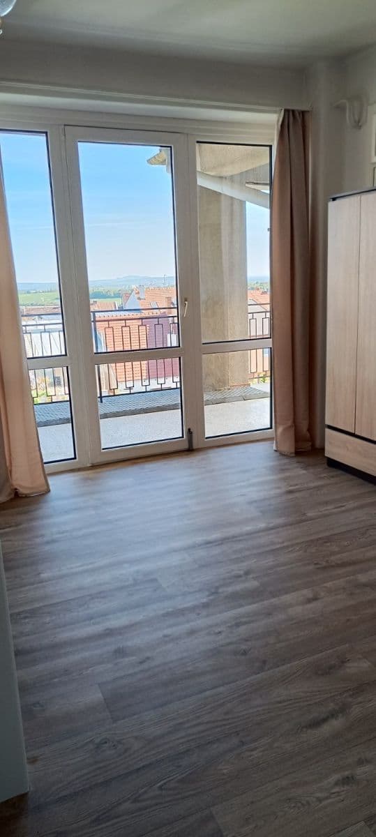 Pronájem bytu 5+kk 150 m², Nivky, Brno, Jihomoravský kraj Pronájem bytu 5+kk 150 m², Nivky, Brno, Jihomoravský kraj