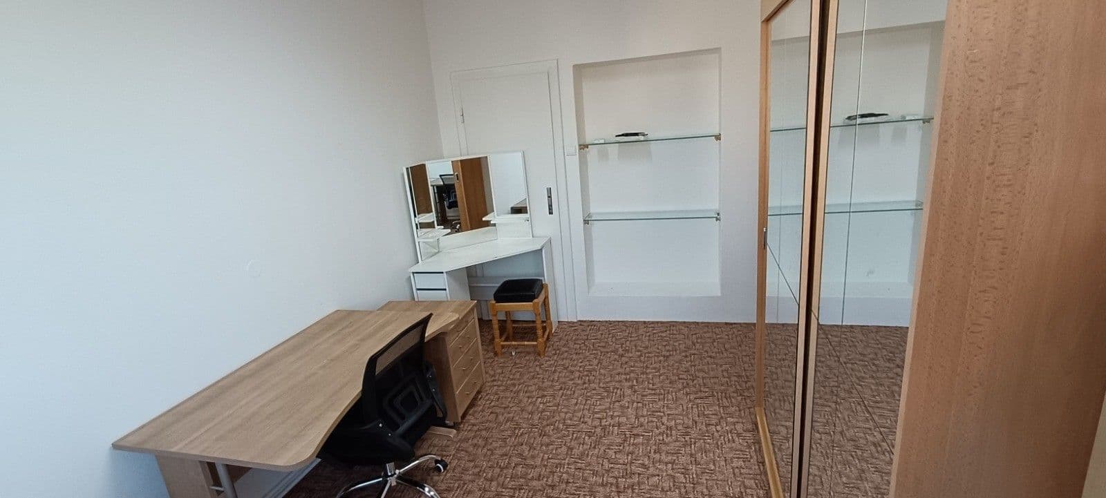 Pronájem bytu 5+kk 150 m², Nivky, Brno, Jihomoravský kraj Pronájem bytu 5+kk 150 m², Nivky, Brno, Jihomoravský kraj