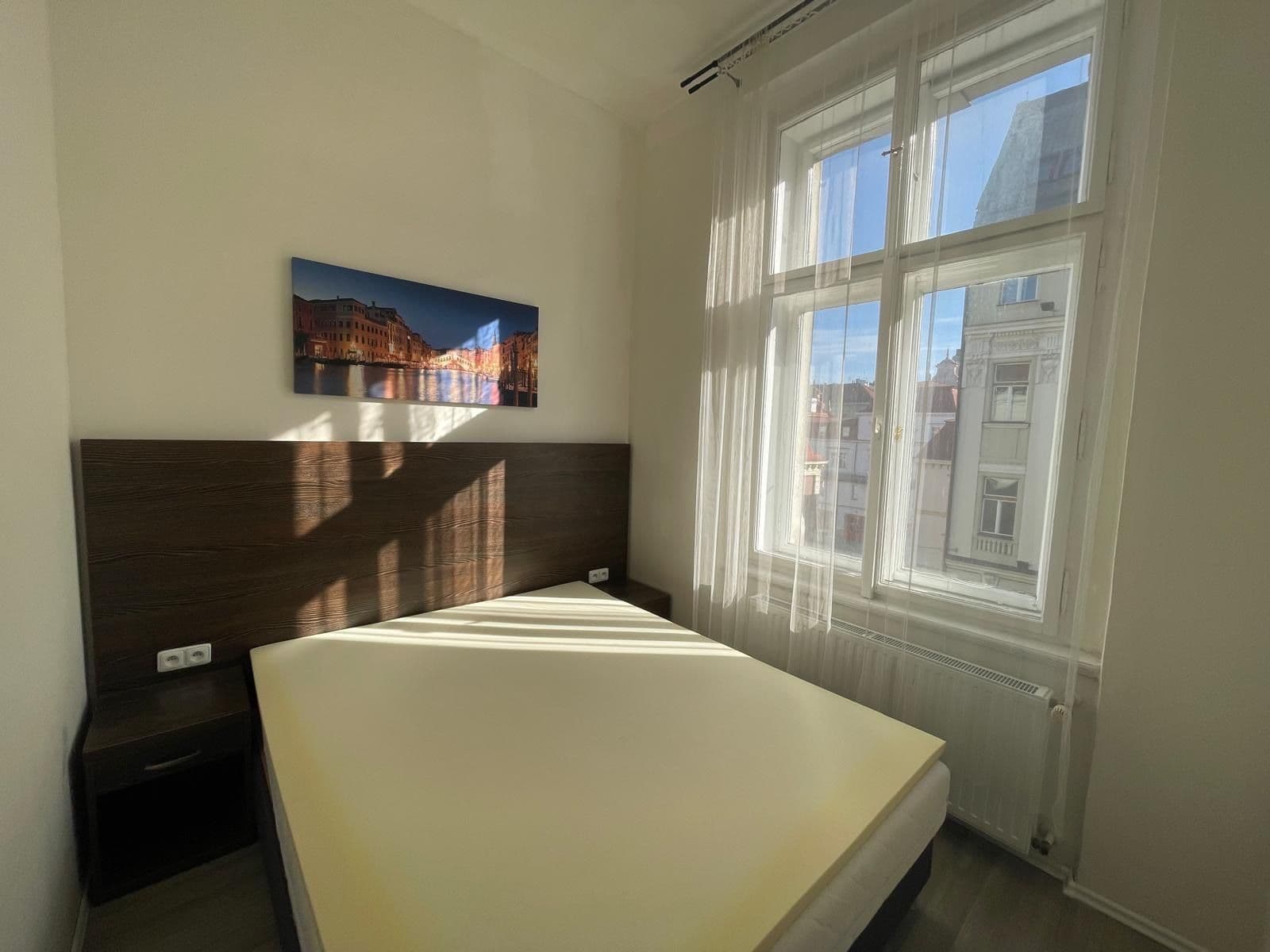 Pronájem bytu 2+kk 29 m², Sokolská, Praha, Praha Pronájem bytu 2+kk 29 m², Sokolská, Praha, Praha