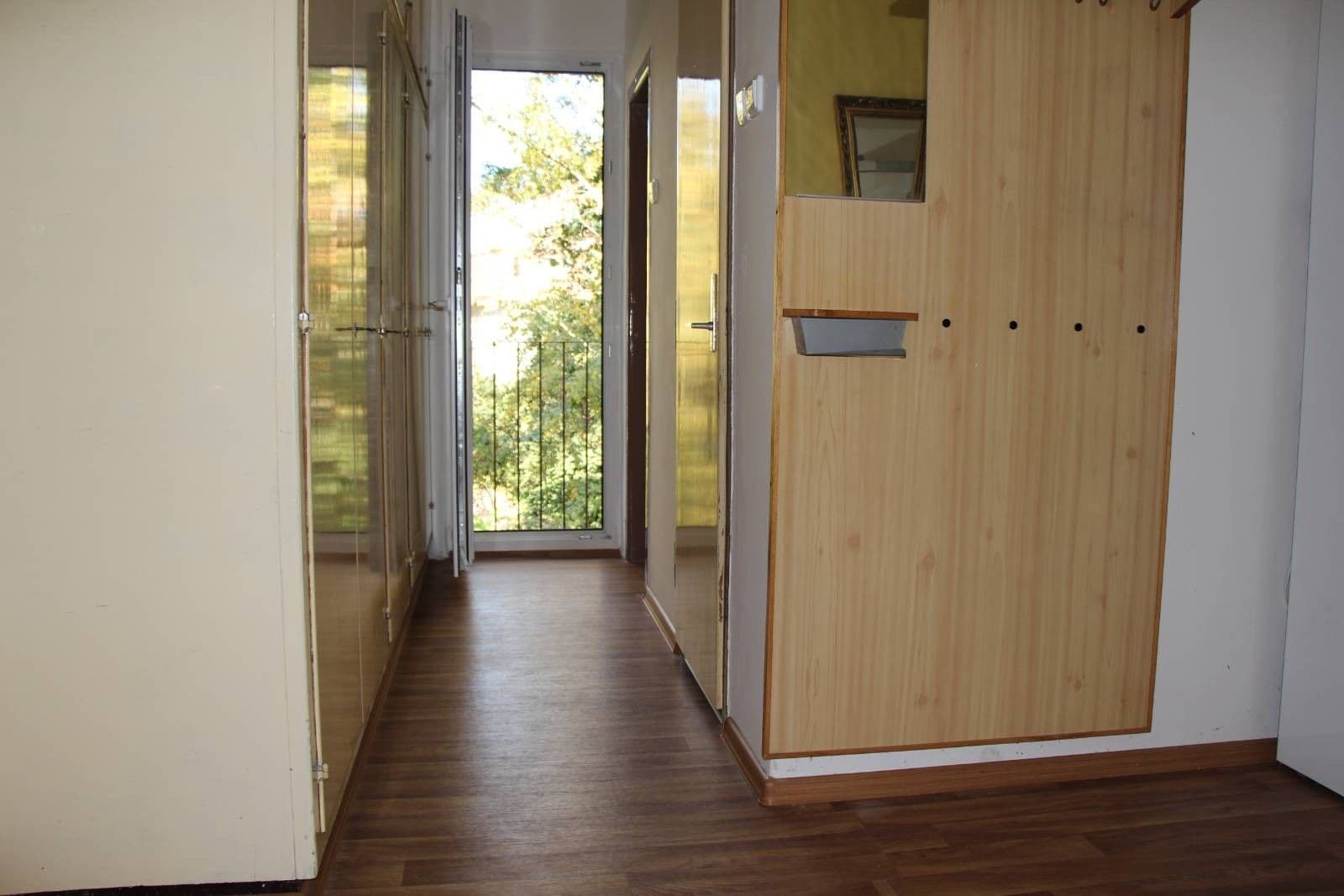 Pronájem bytu 3+1 80 m², Služská, Praha, Praha Pronájem bytu 3+1 80 m², Služská, Praha, Praha