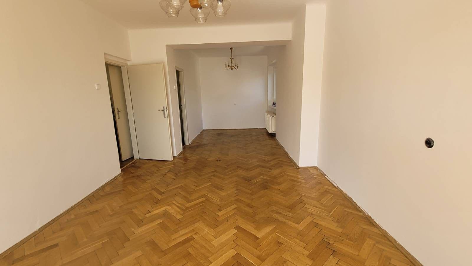 Pronájem bytu 3+1 80 m², Služská, Praha, Praha Pronájem bytu 3+1 80 m², Služská, Praha, Praha