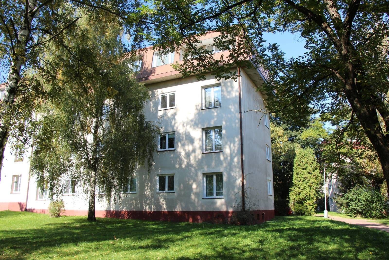 Pronájem bytu 3+1 80 m², Služská, Praha, Praha Pronájem bytu 3+1 80 m², Služská, Praha, Praha