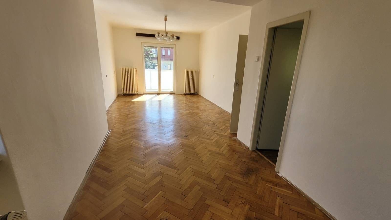 Pronájem bytu 3+1 80 m², Služská, Praha, Praha Pronájem bytu 3+1 80 m², Služská, Praha, Praha