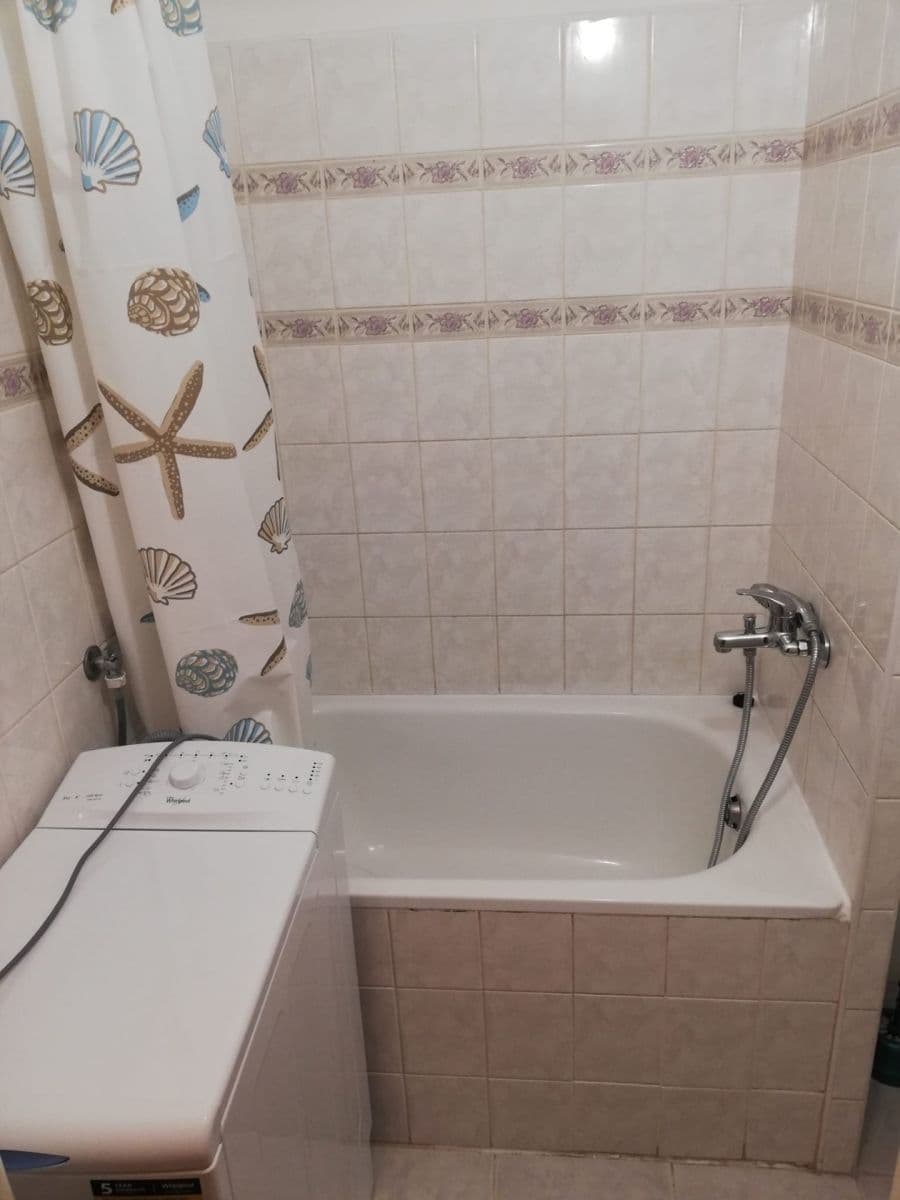 Pronájem bytu 1+kk 27 m², Bílkova, Náchod, Královéhradecký kraj Pronájem bytu 1+kk 27 m², Bílkova, Náchod, Královéhradecký kraj