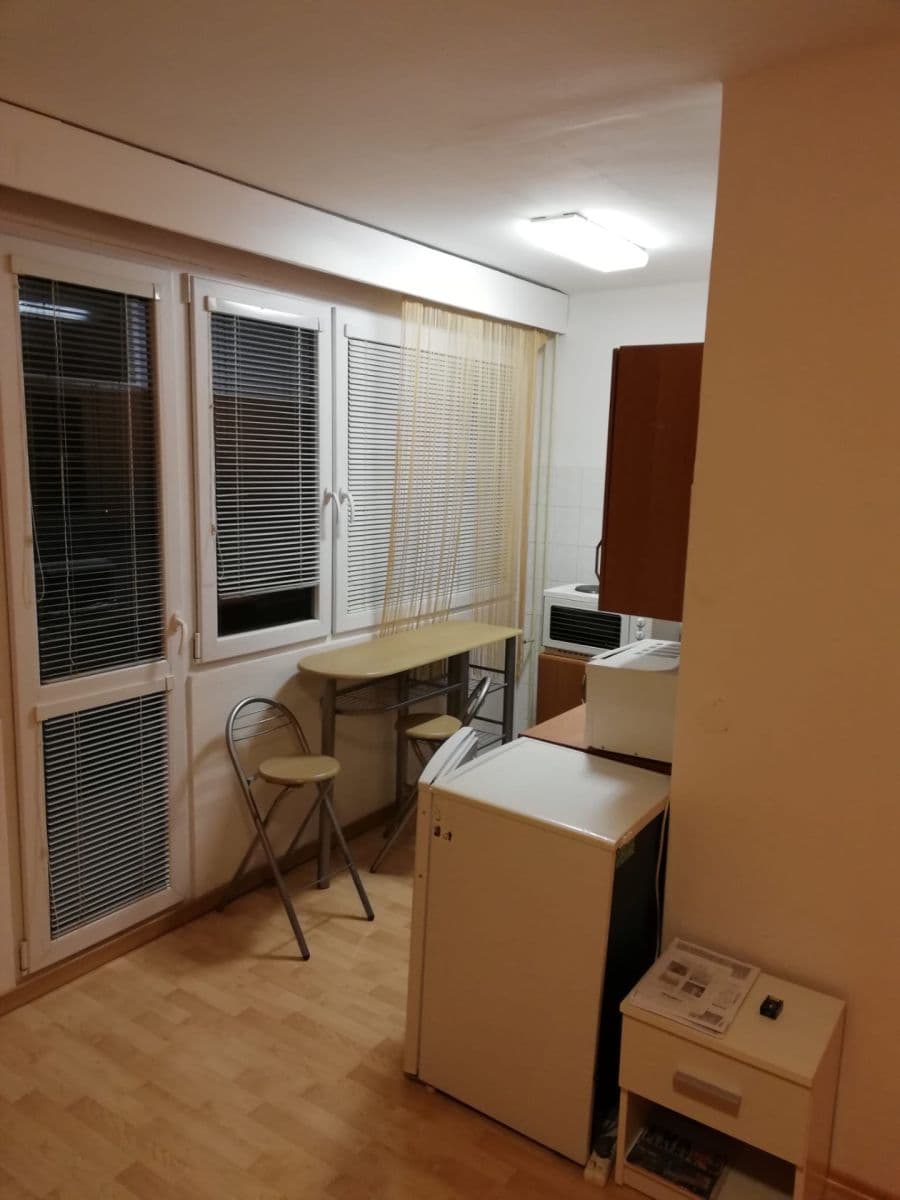 Pronájem bytu 1+kk 27 m², Bílkova, Náchod, Královéhradecký kraj Pronájem bytu 1+kk 27 m², Bílkova, Náchod, Královéhradecký kraj