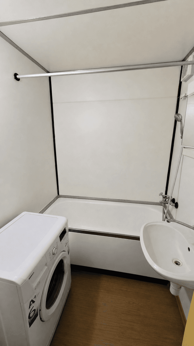 Prodej bytu 3+1 77 m², Brodského, Praha, Praha Prodej bytu 3+1 77 m², Brodského, Praha, Praha