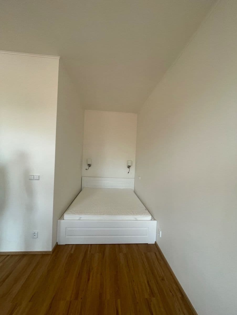 Pronájem bytu 1+kk 35 m², Letenská, Praha, Praha Pronájem bytu 1+kk 35 m², Letenská, Praha, Praha