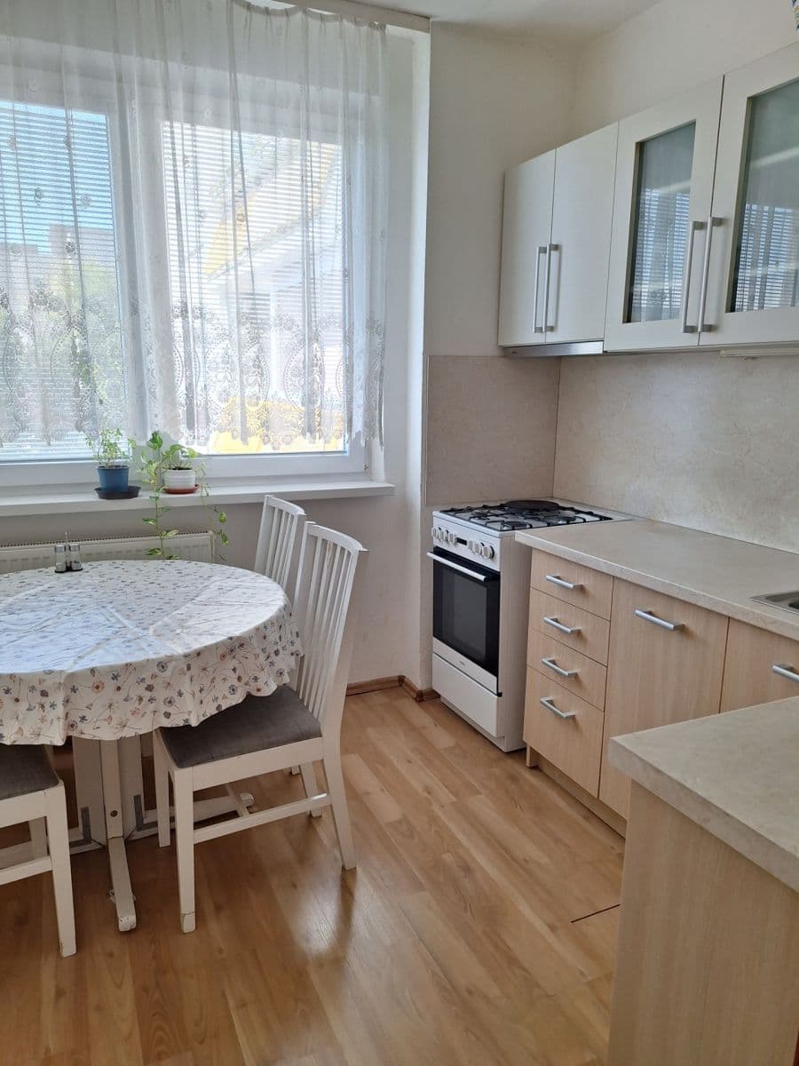 Pronájem bytu 3+1 68 m², Klincová, Ružinov, Bratislavský kraj Pronájem bytu 3+1 68 m², Klincová, Ružinov, Bratislavský kraj