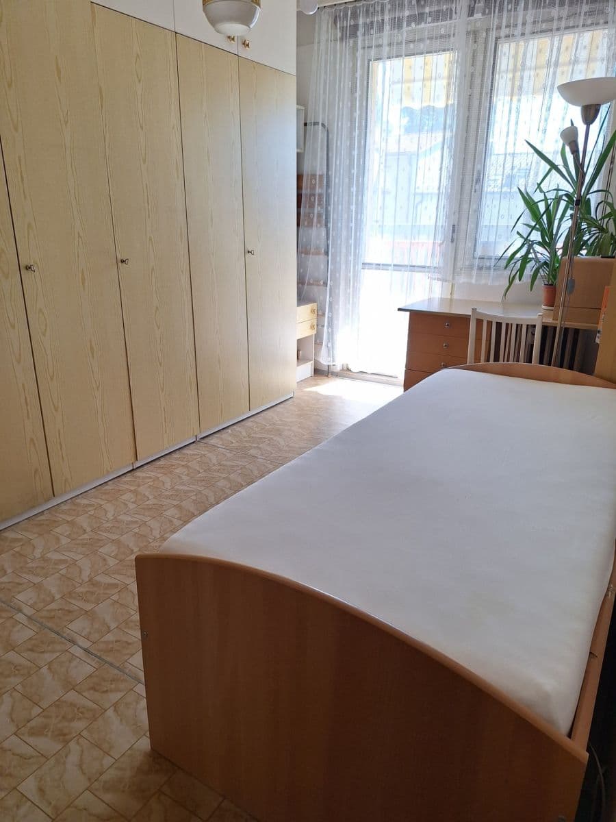 Pronájem bytu 3+1 68 m², Klincová, Ružinov, Bratislavský kraj Pronájem bytu 3+1 68 m², Klincová, Ružinov, Bratislavský kraj
