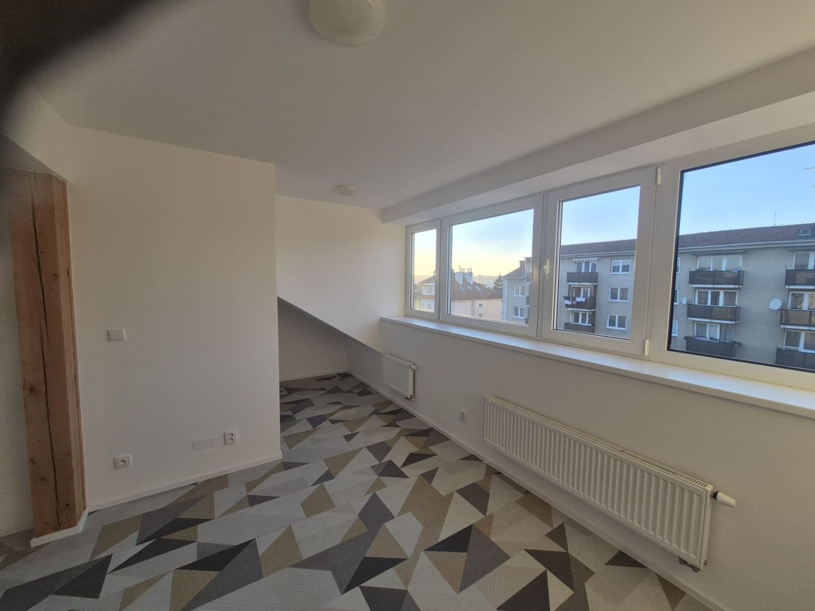 Pronájem bytu 2+kk 48 m², Podlomní, Brno, Jihomoravský kraj Pronájem bytu 2+kk 48 m², Podlomní, Brno, Jihomoravský kraj