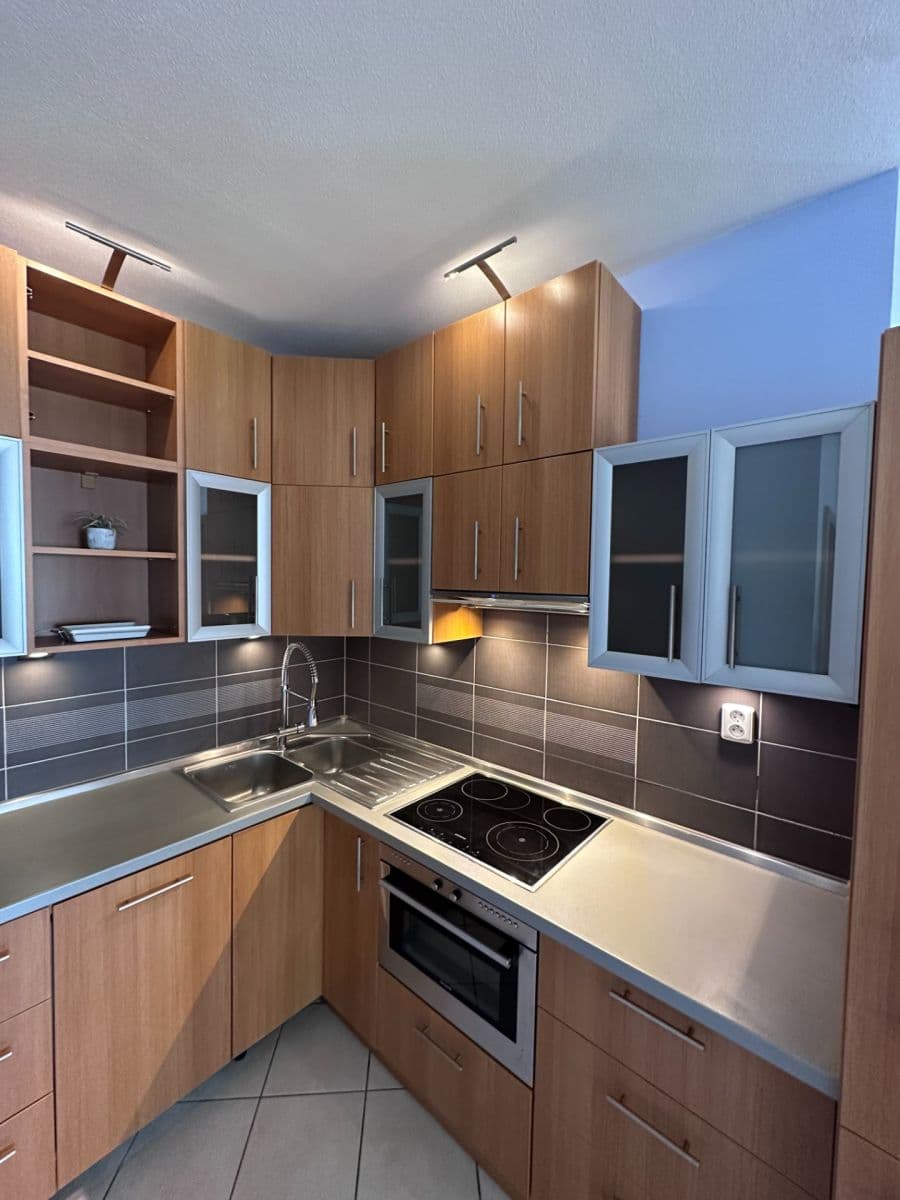 Pronájem bytu 2+kk 53 m², Ke Stírce, Praha, Praha Pronájem bytu 2+kk 53 m², Ke Stírce, Praha, Praha