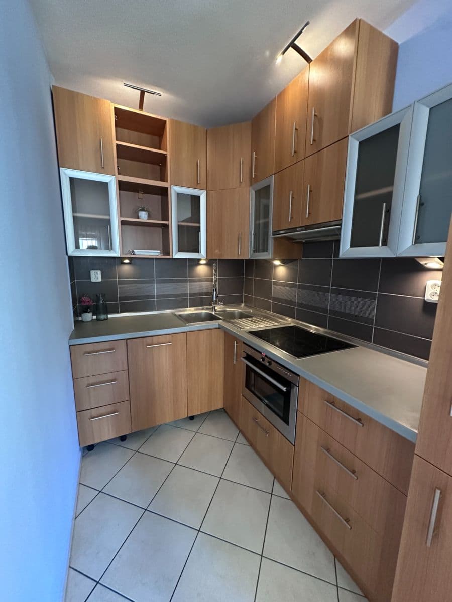 Pronájem bytu 2+kk 53 m², Ke Stírce, Praha, Praha Pronájem bytu 2+kk 53 m², Ke Stírce, Praha, Praha