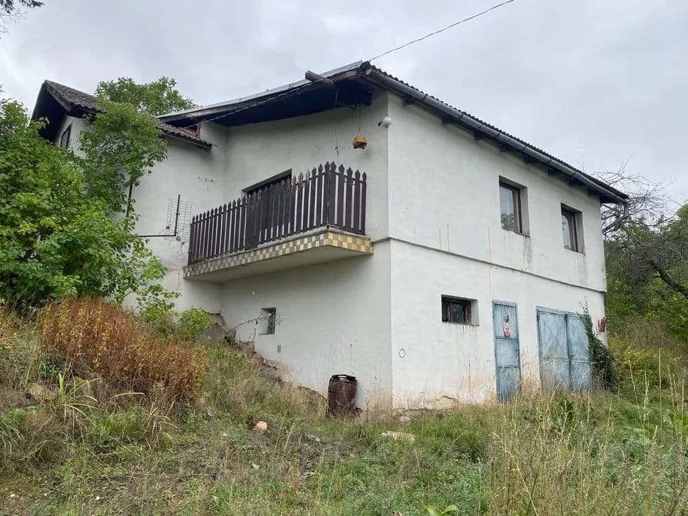 Prodej domu 164 m², pozemek 3.590 m², Jelení, Lubenec, Ústecký kraj Prodej domu 164 m², pozemek 3.590 m², Jelení, Lubenec, Ústecký kraj