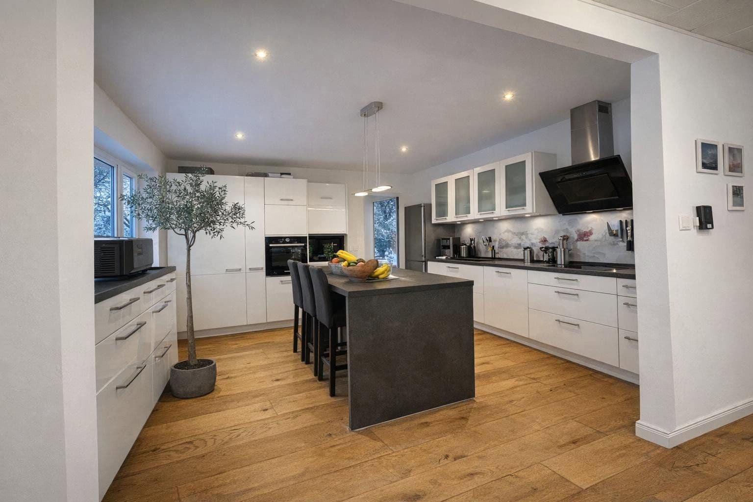Prodej domu 102 m², pozemek 727 m², Weyhe, Dolní Sasko Prodej domu 102 m², pozemek 727 m², Weyhe, Dolní Sasko