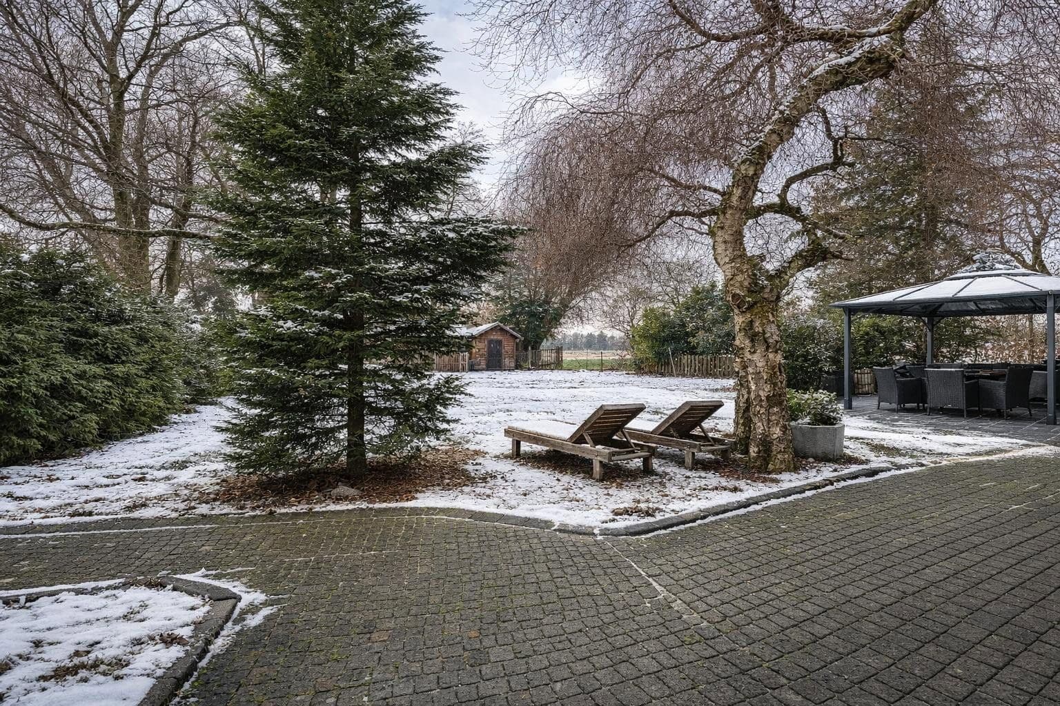 Prodej domu 102 m², pozemek 727 m², Weyhe, Dolní Sasko Prodej domu 102 m², pozemek 727 m², Weyhe, Dolní Sasko