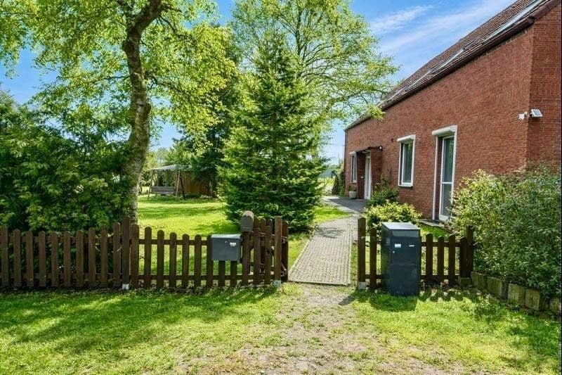 Prodej domu 102 m², pozemek 727 m², Weyhe, Dolní Sasko Prodej domu 102 m², pozemek 727 m², Weyhe, Dolní Sasko