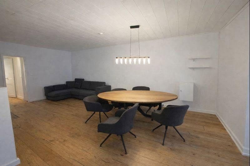Prodej domu 102 m², pozemek 727 m², Weyhe, Dolní Sasko Prodej domu 102 m², pozemek 727 m², Weyhe, Dolní Sasko