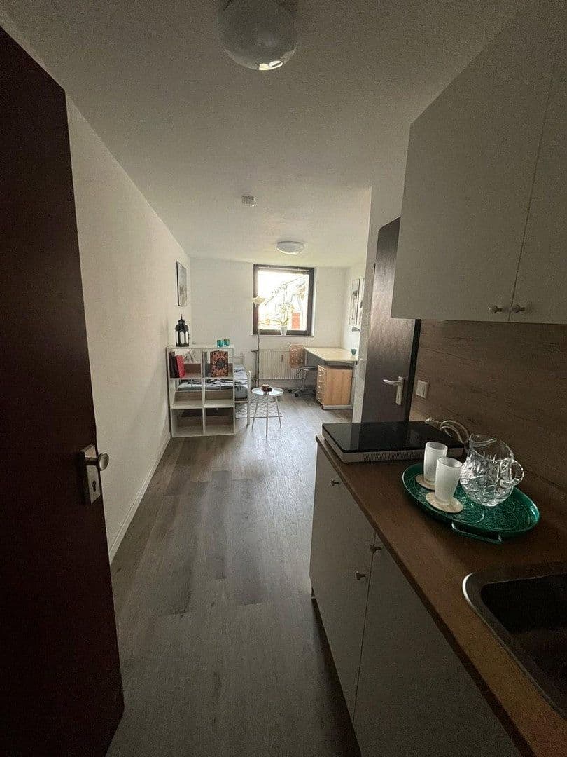 Pronájem bytu 1+1 18 m², Henkestr. 5, Erlangen, Bavorsko Pronájem bytu 1+1 18 m², Henkestr. 5, Erlangen, Bavorsko