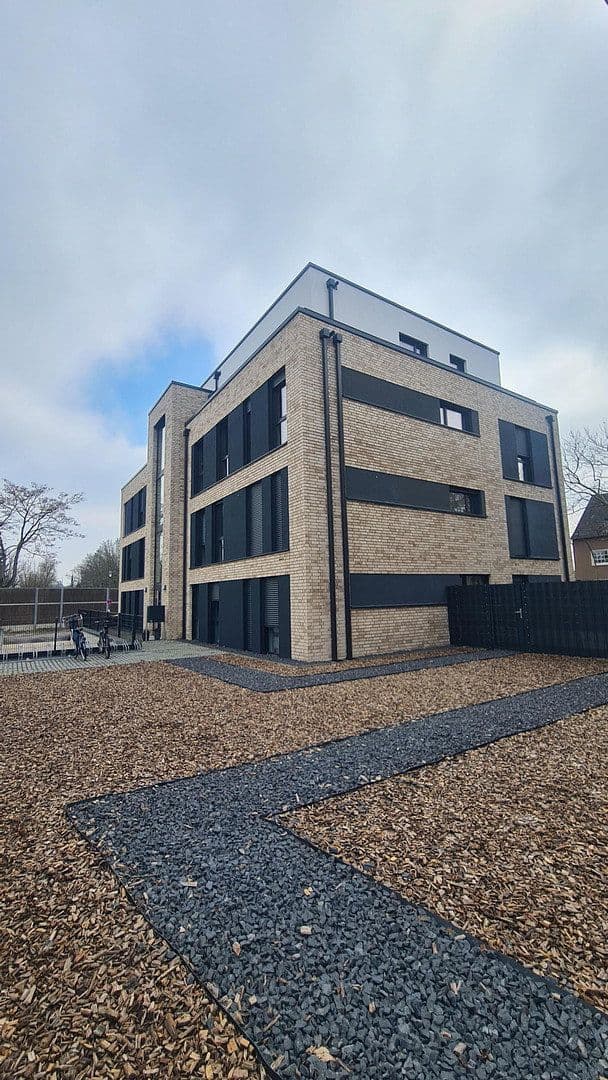 Pronájem bytu 4+1 81 m², Volksgartenstrasse 147, Mönchengladbach, Severní Porýní-Vestfálsko Pronájem bytu 4+1 81 m², Volksgartenstrasse 147, Mönchengladbach, Severní Porýní-Vestfálsko