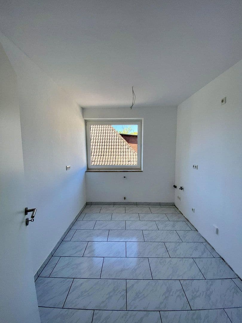 Pronájem bytu 3+1 70 m², Ringstraße 95, Kamp-Lintfort, Severní Porýní-Vestfálsko Pronájem bytu 3+1 70 m², Ringstraße 95, Kamp-Lintfort, Severní Porýní-Vestfálsko
