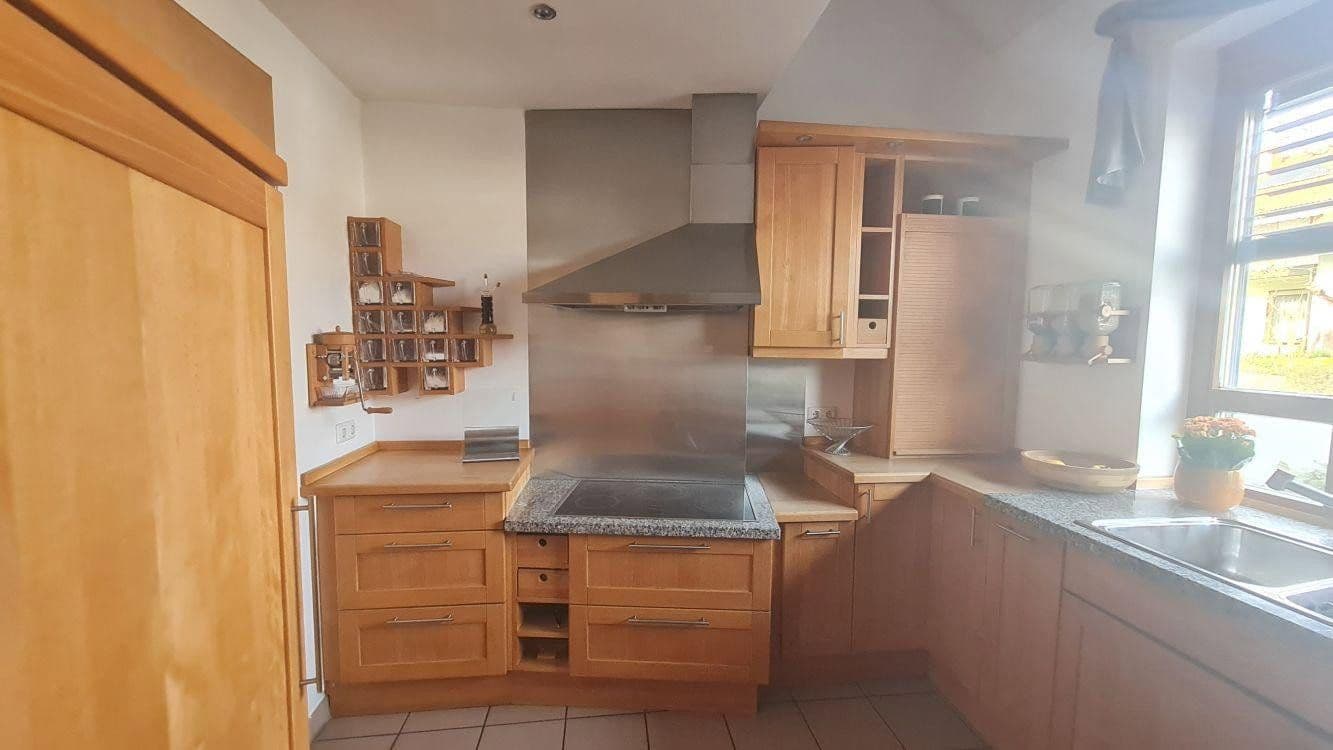 Prodej domu 273 m², pozemek 634 m², Geroldshausen, Bavorsko Prodej domu 273 m², pozemek 634 m², Geroldshausen, Bavorsko