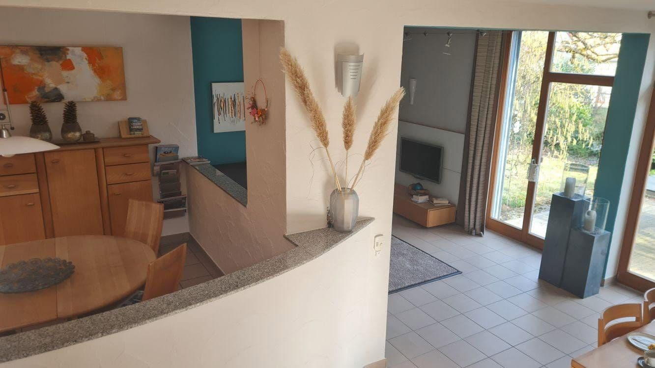 Prodej domu 273 m², pozemek 634 m², Geroldshausen, Bavorsko Prodej domu 273 m², pozemek 634 m², Geroldshausen, Bavorsko