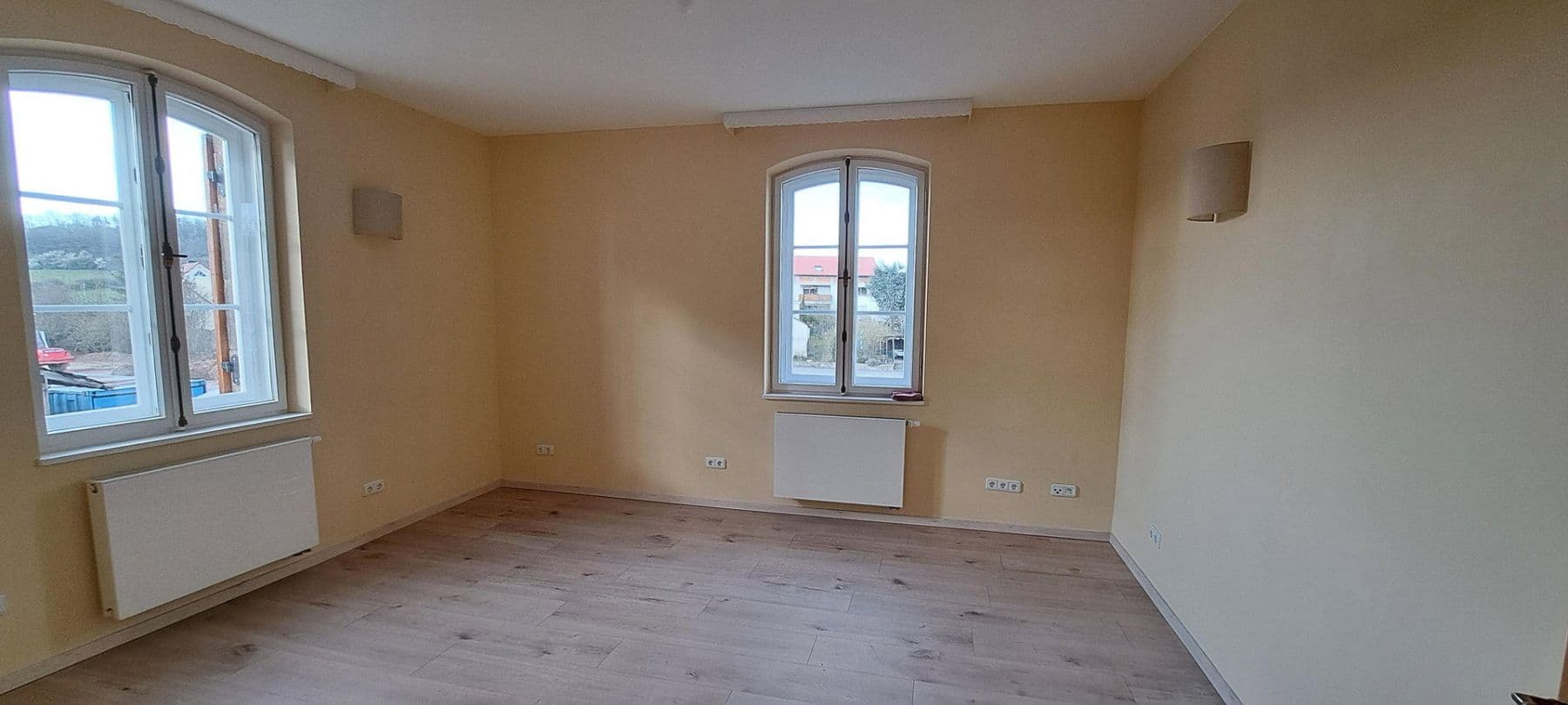 Pronájem bytu 3+1 113 m², Veit-Dennert-Straße 10, Schlüsselfeld, Bavorsko Pronájem bytu 3+1 113 m², Veit-Dennert-Straße 10, Schlüsselfeld, Bavorsko