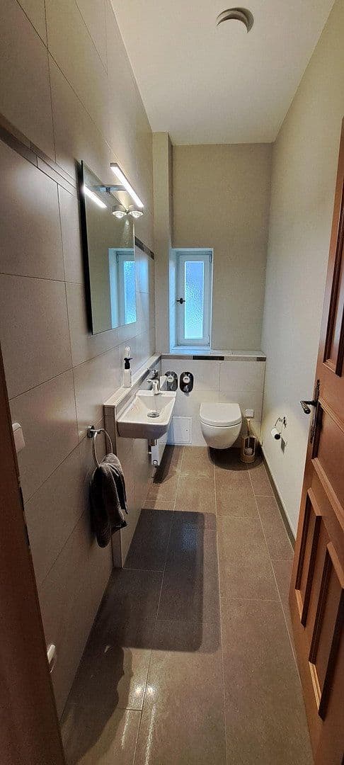 Pronájem bytu 3+1 113 m², Veit-Dennert-Straße 10, Schlüsselfeld, Bavorsko Pronájem bytu 3+1 113 m², Veit-Dennert-Straße 10, Schlüsselfeld, Bavorsko