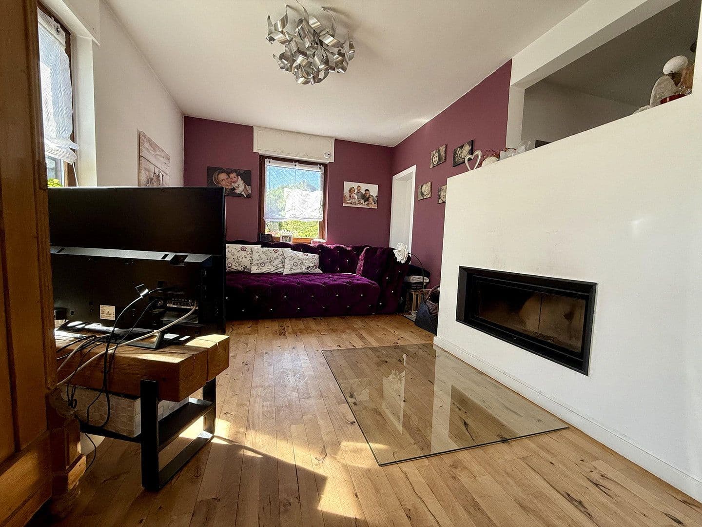 Prodej domu 330 m², pozemek 1.250 m², Birkenweg 22, Wettenberg, Hessen Prodej domu 330 m², pozemek 1.250 m², Birkenweg 22, Wettenberg, Hessen