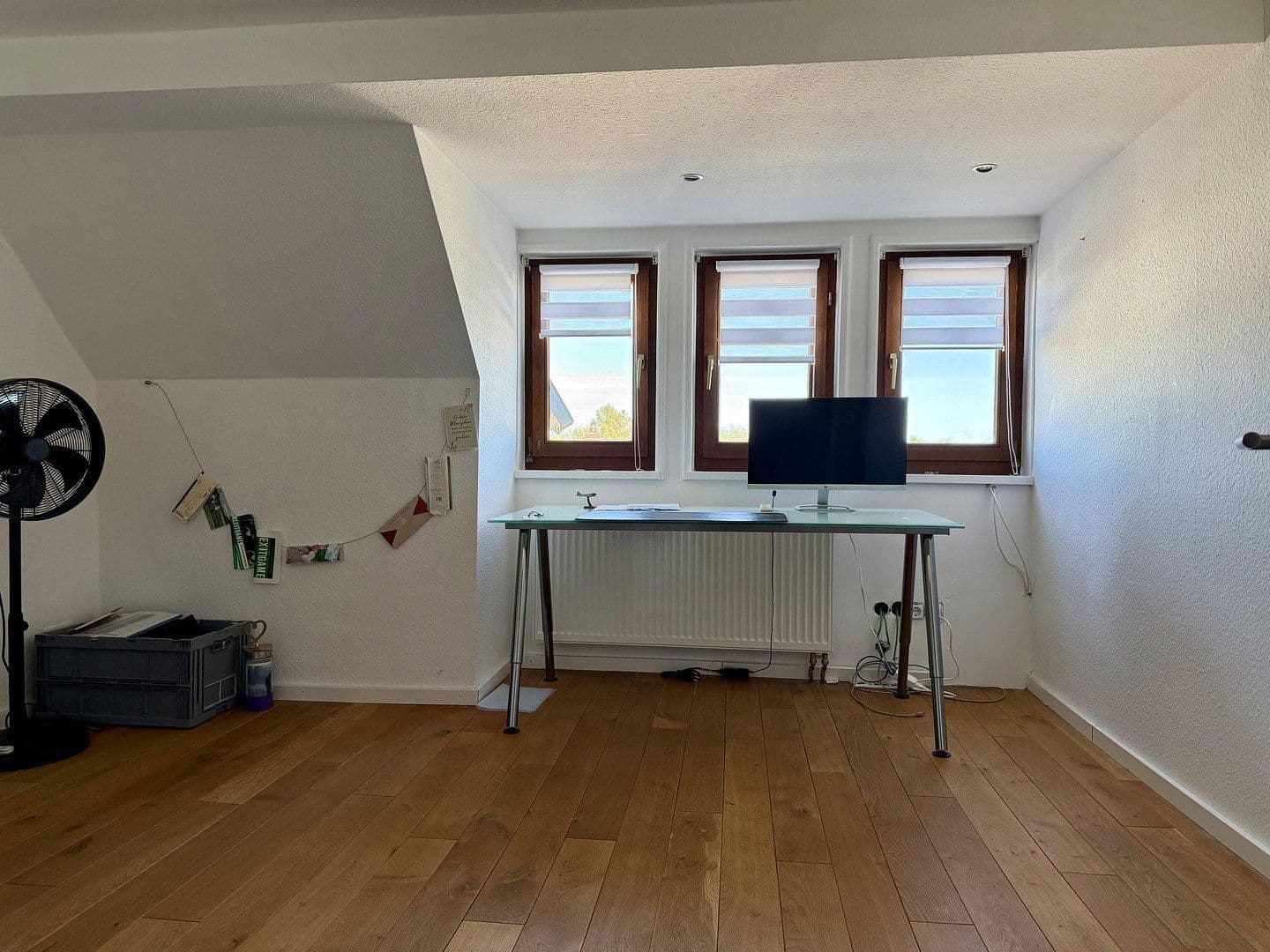 Prodej domu 330 m², pozemek 1.250 m², Birkenweg 22, Wettenberg, Hessen Prodej domu 330 m², pozemek 1.250 m², Birkenweg 22, Wettenberg, Hessen
