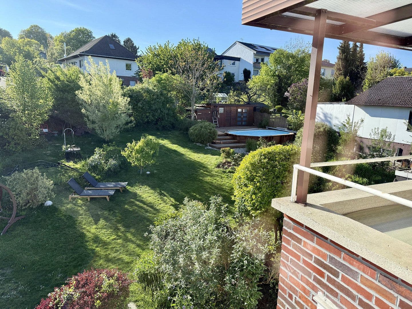 Prodej domu 330 m², pozemek 1.250 m², Birkenweg 22, Wettenberg, Hessen Prodej domu 330 m², pozemek 1.250 m², Birkenweg 22, Wettenberg, Hessen