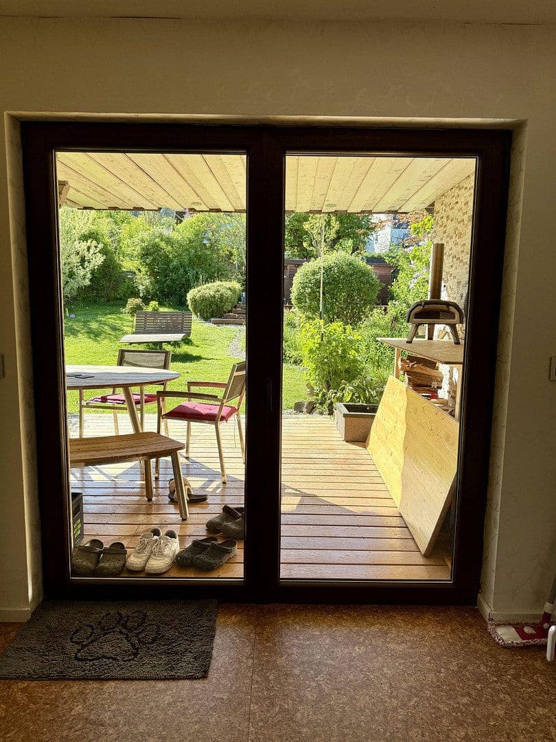 Prodej domu 330 m², pozemek 1.250 m², Birkenweg 22, Wettenberg, Hessen Prodej domu 330 m², pozemek 1.250 m², Birkenweg 22, Wettenberg, Hessen