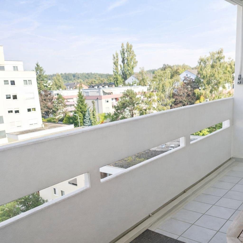 Prodej bytu 4+1 107 m², Am Briel 49, Konstanz, Bádensko-Württembersko Prodej bytu 4+1 107 m², Am Briel 49, Konstanz, Bádensko-Württembersko