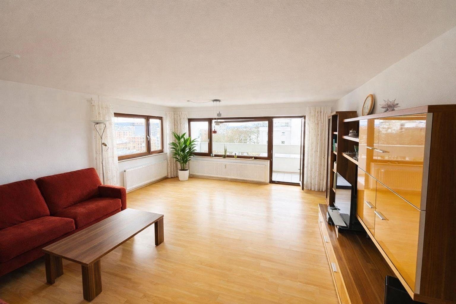 Prodej bytu 4+1 107 m², Am Briel 49, Konstanz, Bádensko-Württembersko Prodej bytu 4+1 107 m², Am Briel 49, Konstanz, Bádensko-Württembersko