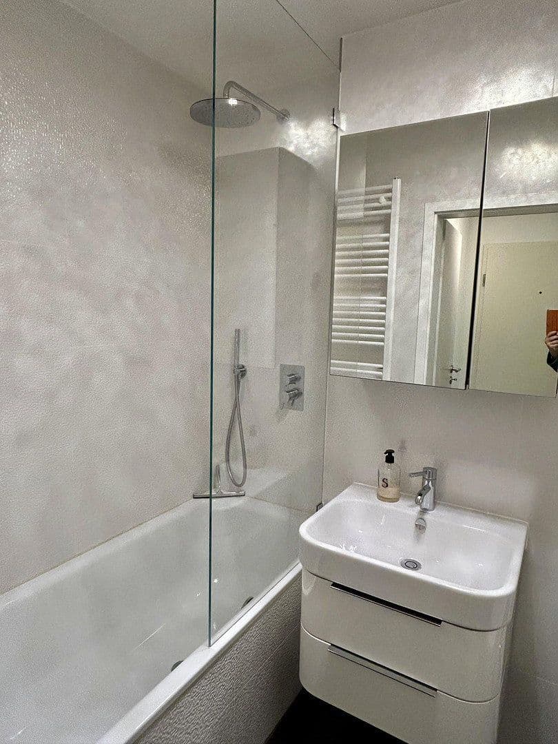 Prodej bytu 2+1 55 m², Diefenbachstr., München, Bavorsko Prodej bytu 2+1 55 m², Diefenbachstr., München, Bavorsko