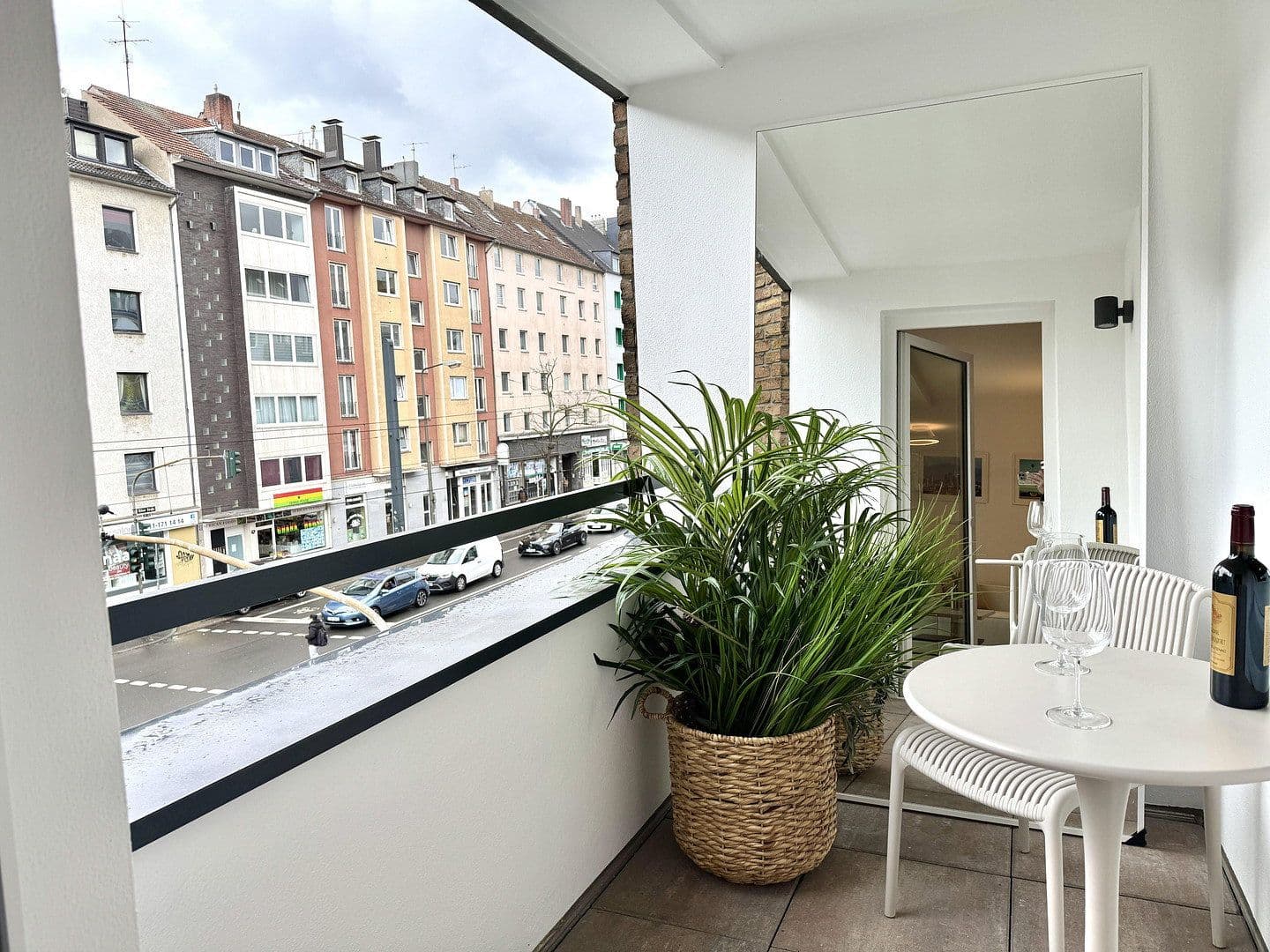Prodej bytu 1+1 48 m², Kölner Str. 44, Postanschrift, Düsseldorf - Stadtmitte, Severní Porýní-Vestfálsko Prodej bytu 1+1 48 m², Kölner Str. 44, Postanschrift, Düsseldorf - Stadtmitte, Severní Porýní-Vestfálsko