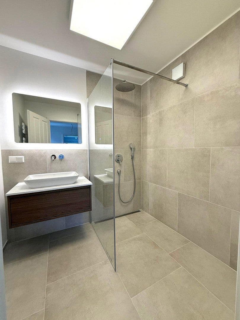 Prodej bytu 3+kk 91 m², Esslingen am Neckar, Bádensko-Württembersko Prodej bytu 3+kk 91 m², Esslingen am Neckar, Bádensko-Württembersko
